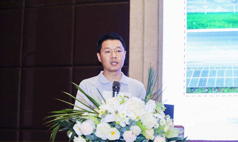 廣東工業大學材料與能源學院副教授（shòu）張偉